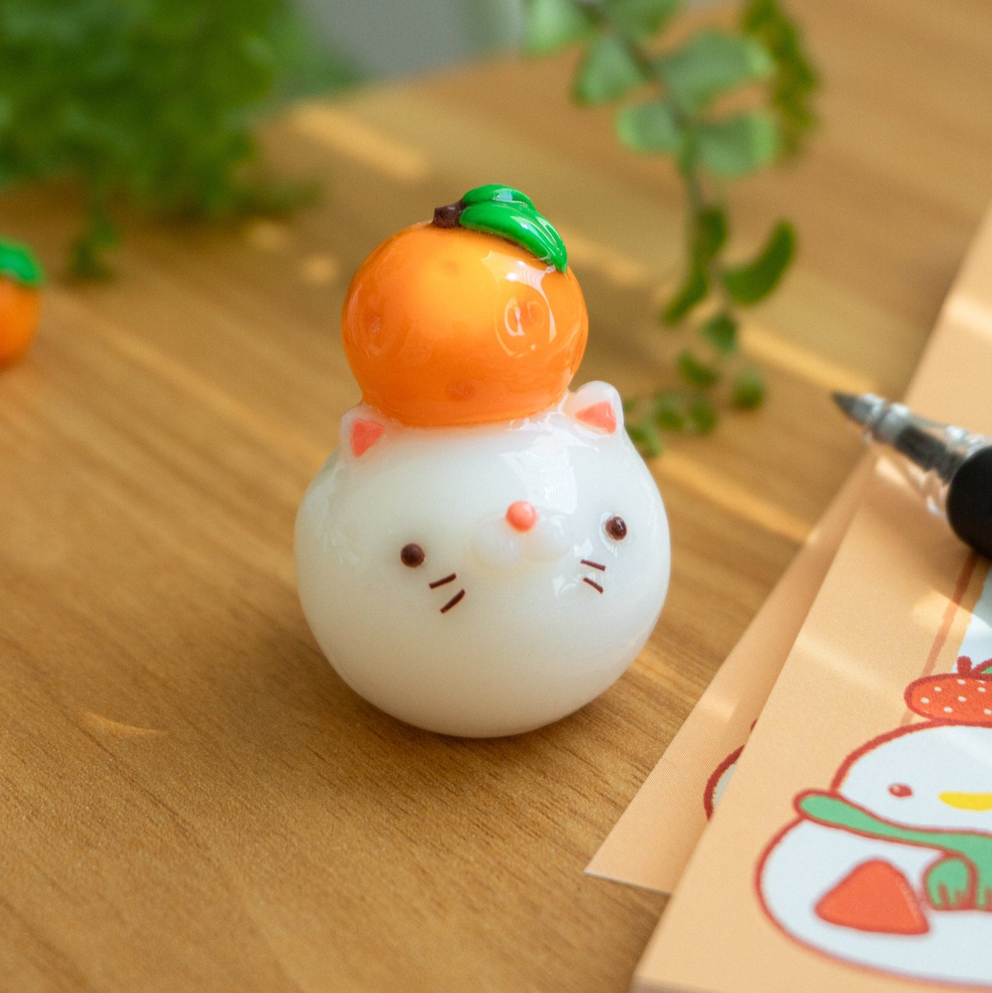 PREORDER: Tangerine Mochi Cat Desk Friend