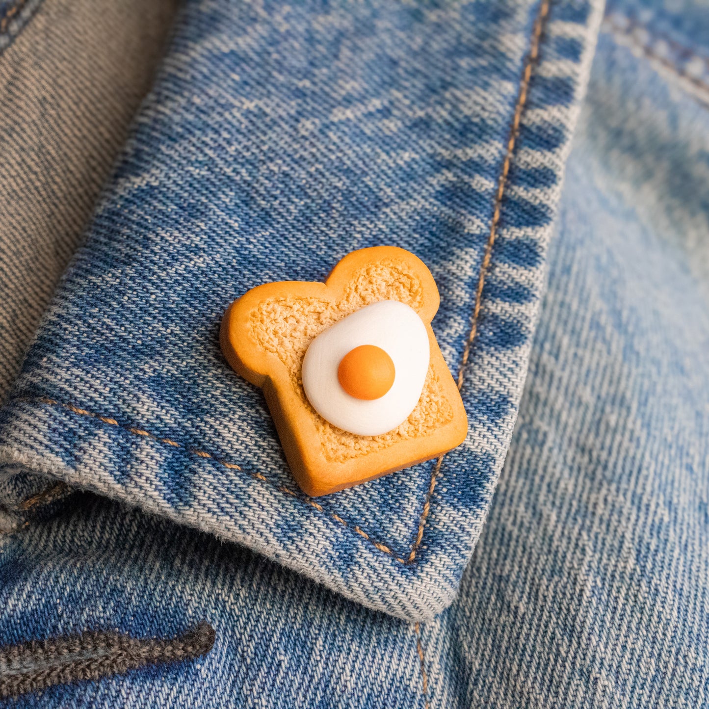 Toast & Egg Pin