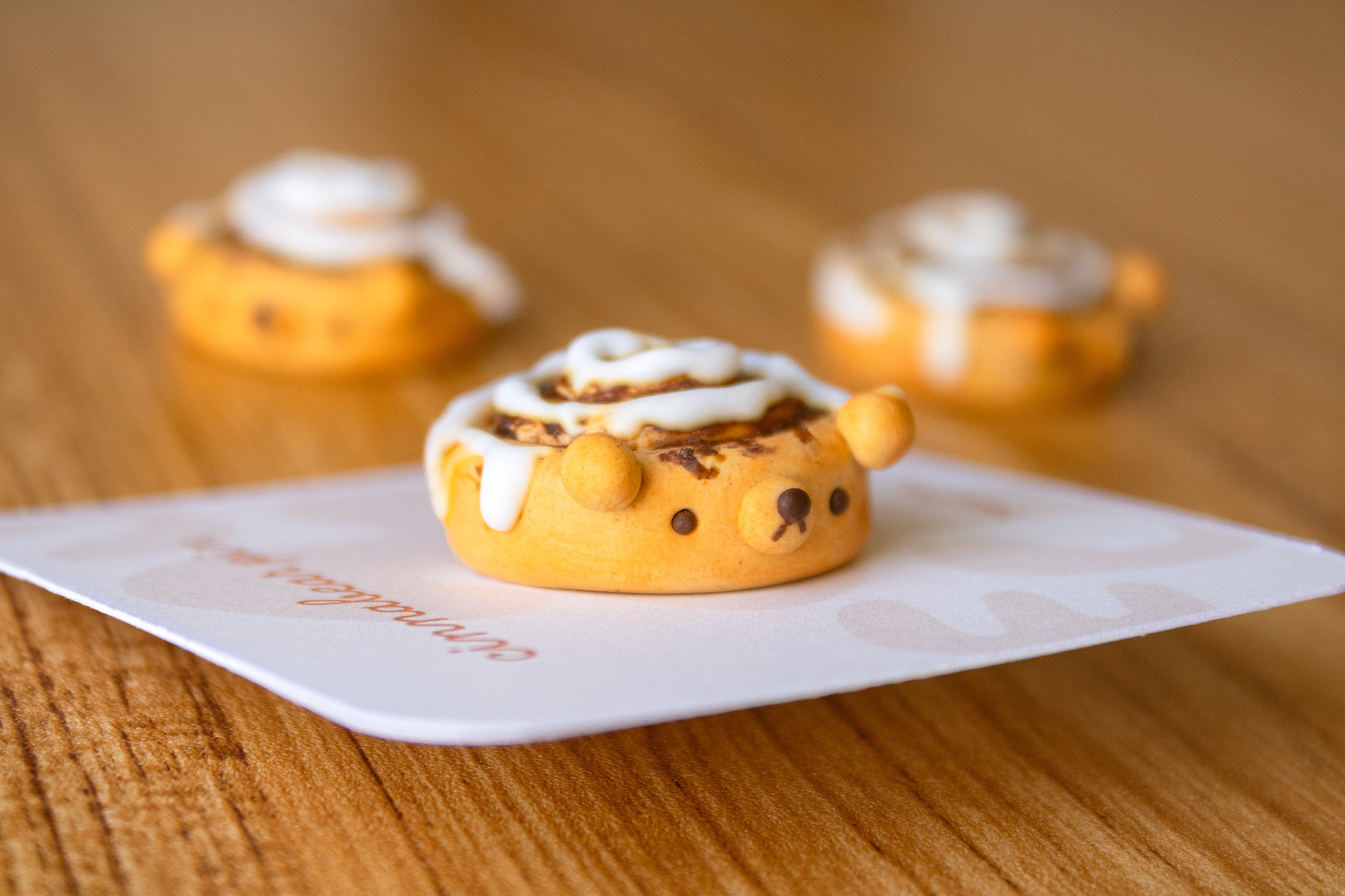 cinnamon様 Cinnamon Roll Bear Pin – Mozy Cozy